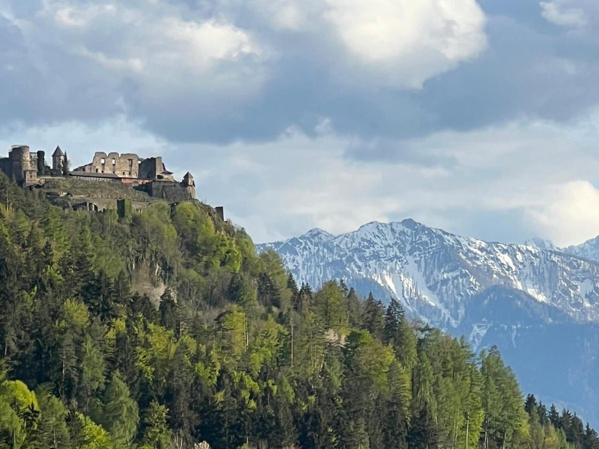 Ferienwohnung Mit Seeblick - Ossiacher See Gerlitzen Sattendorf المظهر الخارجي الصورة