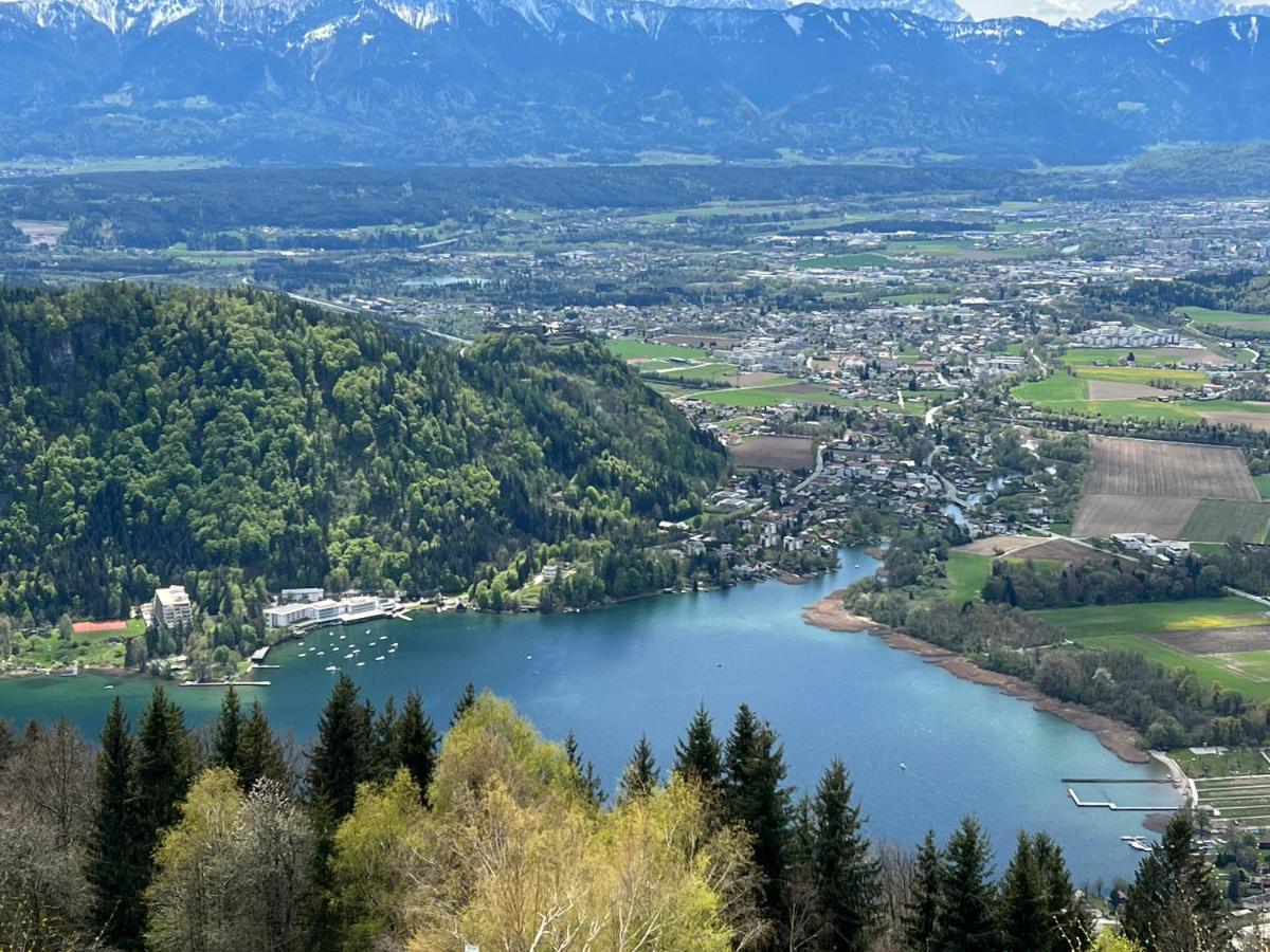 Ferienwohnung Mit Seeblick - Ossiacher See Gerlitzen Sattendorf المظهر الخارجي الصورة